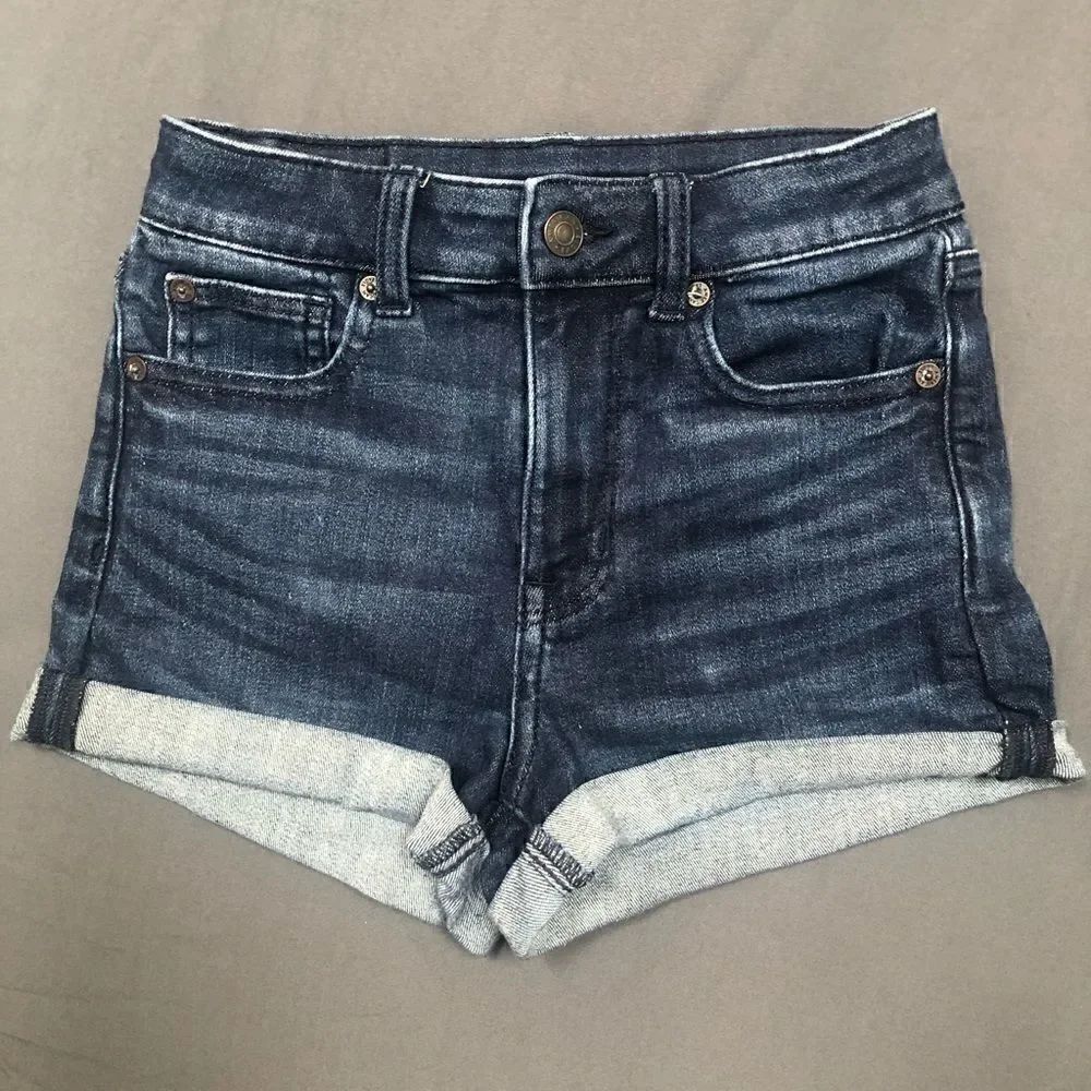 American Eagle Next Level Stretch Shorts. Size 00.